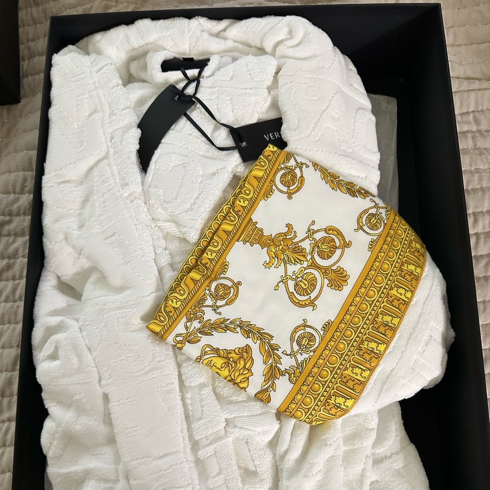 Versace men’s robe